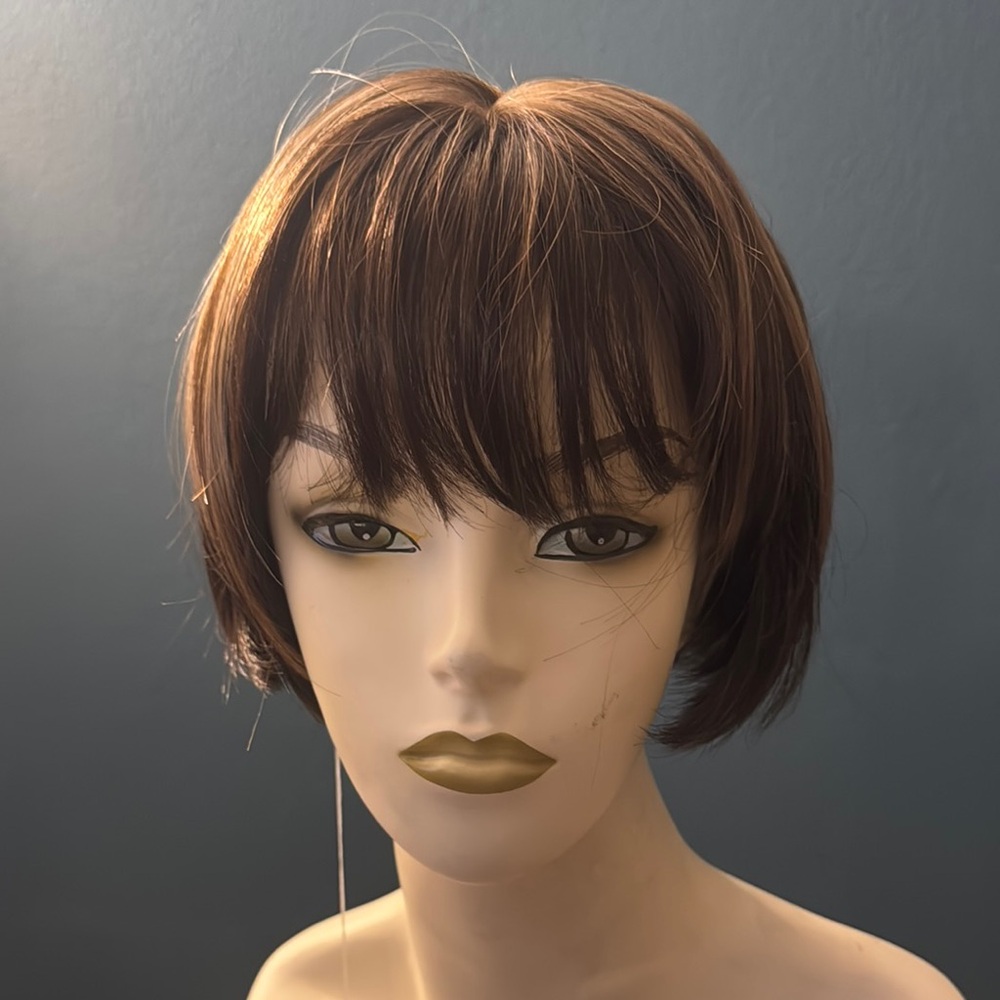 Short Bob Wig with Fringe - Chestnut